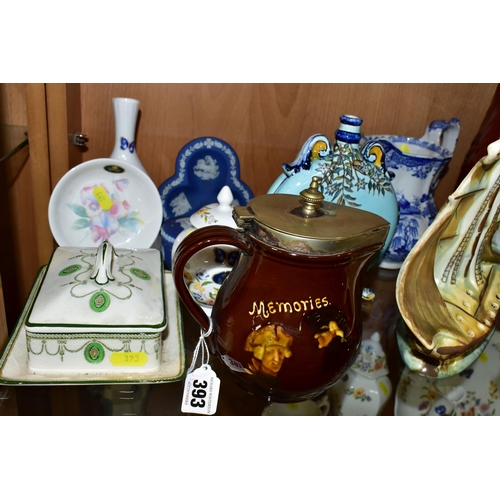 393 - A COLLECTION OF MISCELLANEOUS CERAMICS, comprising a Royal Doulton Kingsware Memories pitcher with a... 