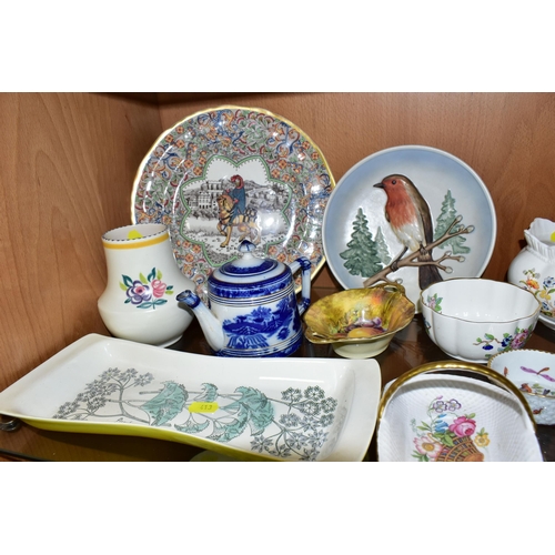 413 - A COLLECTION OF ASSORTED CERAMICS, comprising a mid-century Poole Pottery 'Parsley' tray, two Dansk ... 