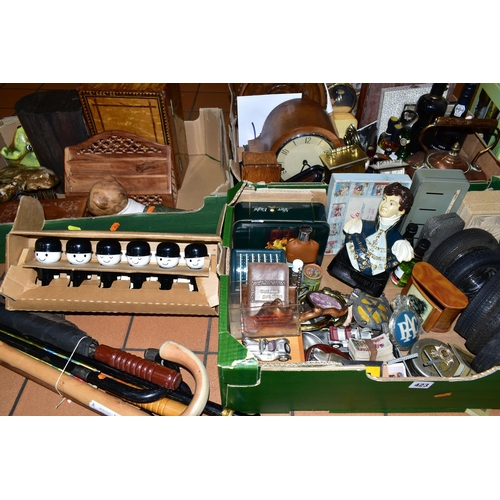 423 - THREE BOXES AND LOOSE VINTAGE ADVERTISING METALWARES, TREEN AND MISCELLANEOUS ITEMS, to include a Ki... 