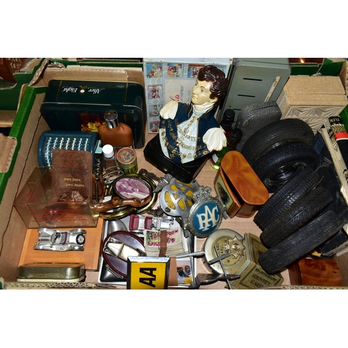 423 - THREE BOXES AND LOOSE VINTAGE ADVERTISING METALWARES, TREEN AND MISCELLANEOUS ITEMS, to include a Ki... 