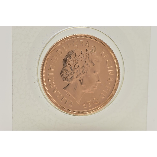 13 - A LATE 20TH CENTURY FULL GOLD SOVEREIGN COIN, obverse depicting Queen Elizabeth II, reverse George a... 