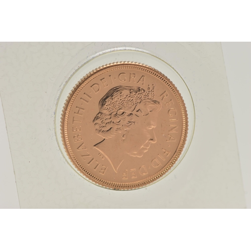 14 - A LATE 20TH CENTURY FULL GOLD SOVEREIGN COIN, obverse depicting Queen Elizabeth II, reverse George a... 