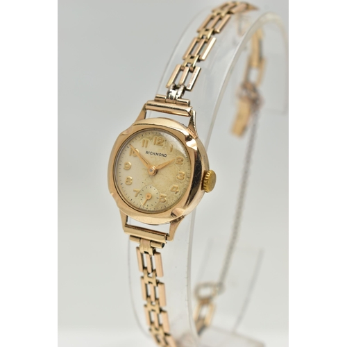 37 - A LADYS 9CT GOLD 'RICHMOND' 'WRISTWATCH, manual wind, round champagne dial signed 'Richmond' Arabic ... 