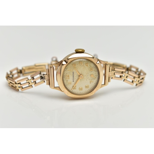 37 - A LADYS 9CT GOLD 'RICHMOND' 'WRISTWATCH, manual wind, round champagne dial signed 'Richmond' Arabic ... 