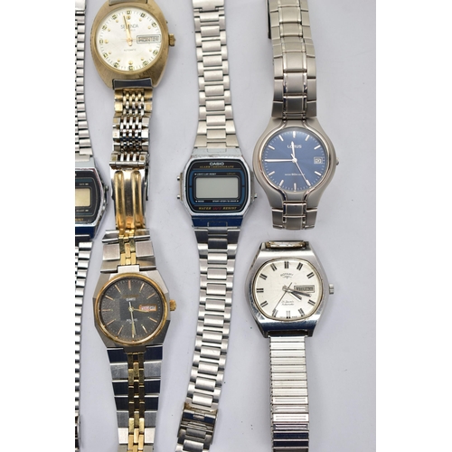 62 - A BAG OF ASSORTED WRISTWATCHES, to include a gents 'Rotary' Automatic, two gents digital 'Casio' wat... 