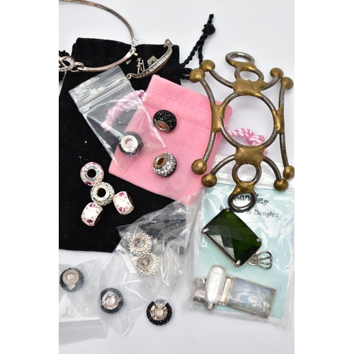 63 - A SMALL BOX OF JEWELLERY, to include a 'Links London' bracelet, hallmarked Edinburgh, a heart signet... 