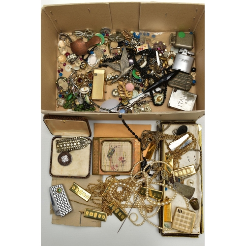 72 - A BOX OF ASSORTED COSTUME JEWELLERY AND OTHER ITEMS, to include an imitation pearl necklace, a selec... 