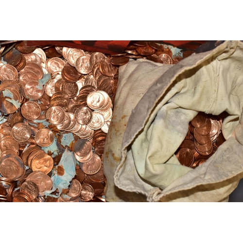 88 - A LARGE HEAVY PLASTIC TUB FULL OF THOUSANDS OF 1967 PENNIES AND HALF PENNIES, some in cloth bags