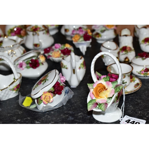 440 - A COLLECTION OF ROYAL ALBERT 'OLD COUNTRY ROSES' PATTERN GIFTWARE, comprising a pot of china flowers... 