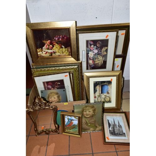 450 - A BOX AND LOOSE PAINTINGS AND PRINTS ETC, to include a 20th century pastoral landscape signed Gullen... 