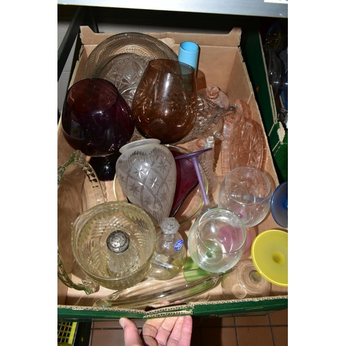 470 - SIX BOXES OF GLASSWARE AND ASSORTED SUNDRIES, to include a 1960's Martini cocktail tray, drinking gl... 