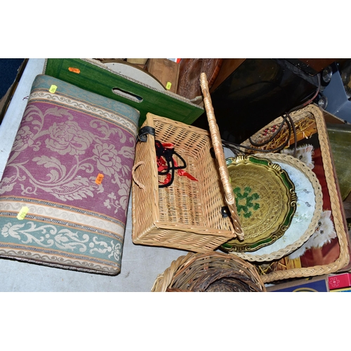 562 - A QUANTITY OF TREEN, WICKER BASKETS, ETC, including two vintage wooden cased radios by Invicta and P... 