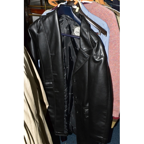 576 - ONE RAIL OF GENTLEMEN'S CLOTHING, to include suits, tweed jackets, sheepskin coat, sweaters, dinner ... 