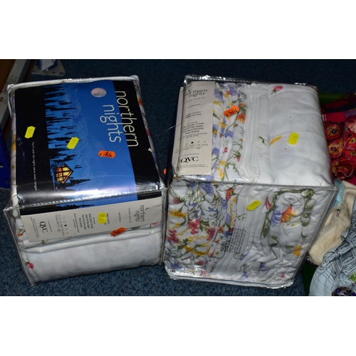 578 - FIVE BOXES OF LADIES ACCESSORIES, to include vintage handbags, hats, gloves, a quantity of new and u... 