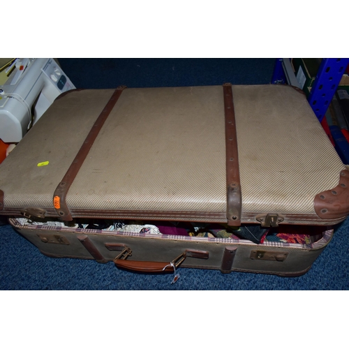 581 - TEN BOXES AND LOOSE ASSORTED FABRIC OFFCUTS AND SEWING MACHINES ETC, the bulk of this lot is compris... 