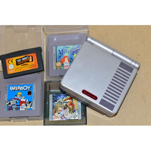 261 - GAMEBOY ADVANCE SP NES EDITION AND GAMES, a limited edition of the GameBoy Advance with Tony Hawk's ... 