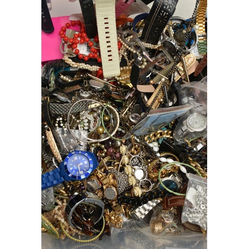 129 - A LARGE ASSORTMENT OF COSTUME JEWELLERY, to include a selection of beaded necklaces, clip on earring... 