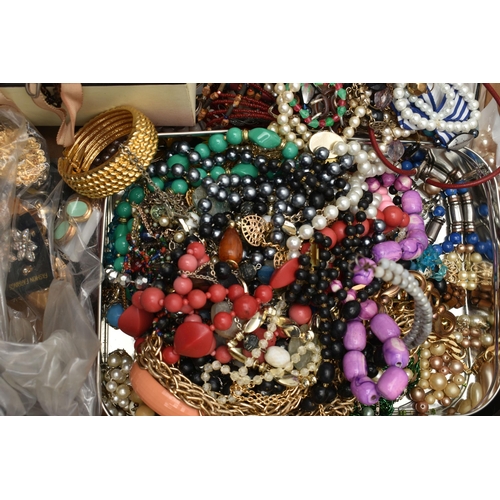 133 - A LARGE ASSORTMENT OF COSTUME JEWELLERY, to include two brooches signed 'Sarah Cov', a pair of fresh... 