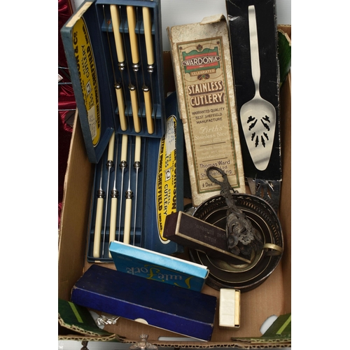 134 - TWO BOXES OF ASSORTED CUTLERY AND COSTUME JEWELLERY, to include a box of assorted loose cutlery, a b... 