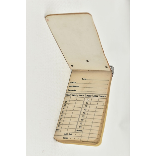 219 - AN EDWARDIAN SILVER MOUNTED GOLF SCORE CARD NOTE PAD, fitted with a hanging loop, silver mounts fron... 