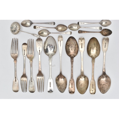 252 - A PARCEL OF 19TH AND EARLY 20TH CENTURY FLATWARE, comprising a set of five Victorian Fiddle pattern ... 