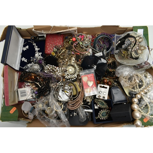 130 - A BOX OF ASSORTED COSTUME JEWELLERY, to include beaded necklaces, bracelets, bangles, earrings, broo... 