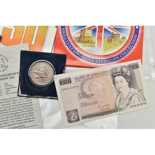 157 - A PLASTIC BOX CONTAINING MAINLY MIXED UK COINAGE, to include a One Ounce 1998 silver Britannia, a sm... 