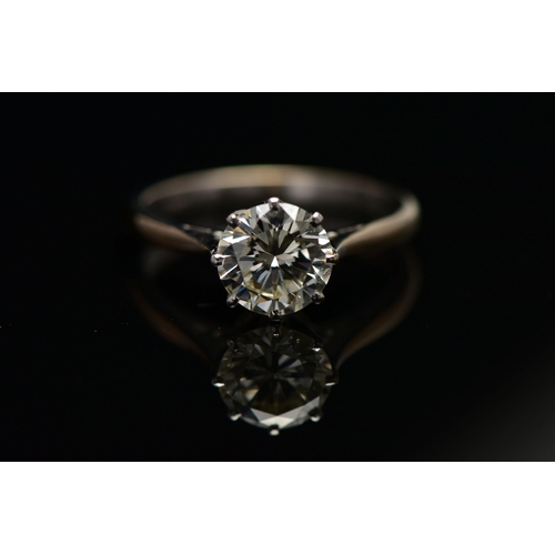 3 - A MODERN SINGLE STONE DIAMOND RING, round brilliant cut diamond, estimated carat weight 1.50ct, colo... 