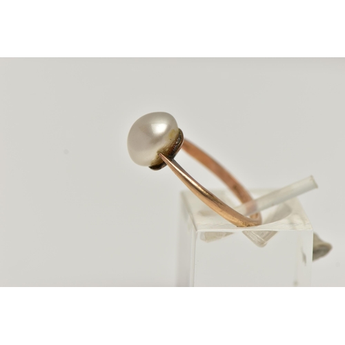 38 - A YELLOW METAL CULTURED PEARL RING, baroque cultured pearl (loose in setting, visible adhesive), pin... 