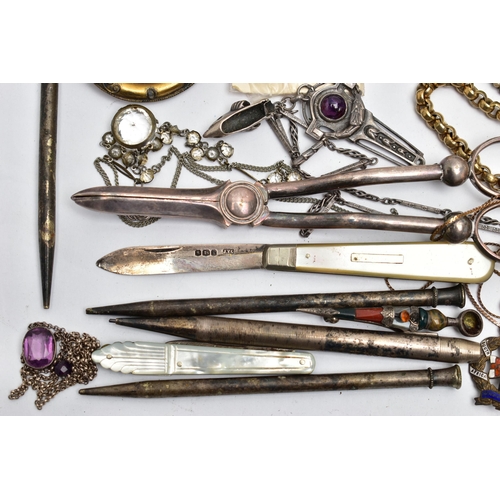 91 - A BAG OF ASSORTED ITEMS, to include two silver bladed and mother of pearl handle fruit knives, each ... 