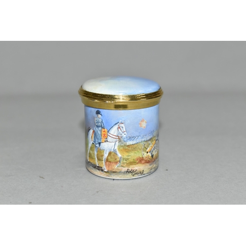 346 - A PETER GRAVES (HERITAGE COLLECTIONS ENGLISH ENAMEL BOXES) CYLINDRICAL BOX WITH HINGED COVER, hand p... 