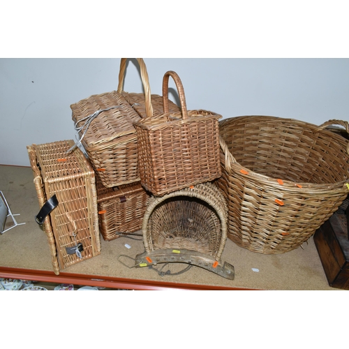 355 - A QUANTITY OF WICKER BASKETS TOGETHER WITH TWO WOODEN BOXES, comprising three picnic hampers, five s... 