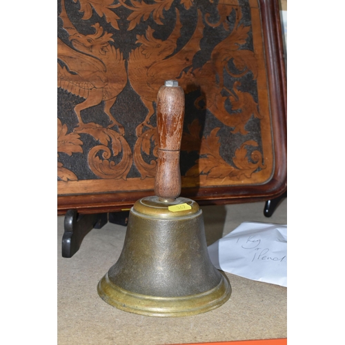 367 - A GERMAN OAK CASED LENZKIRCH MANTEL CLOCK, with key and pendulum, brass face with a silvered chapter... 