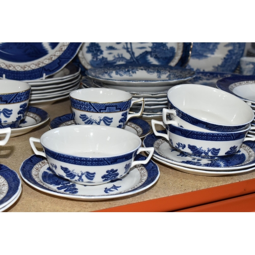 371 - A LARGE QUANTITY OF BLUE AND WHITE DINNERWARE, comprising Royal Doulton The Majestic Collection Boot... 