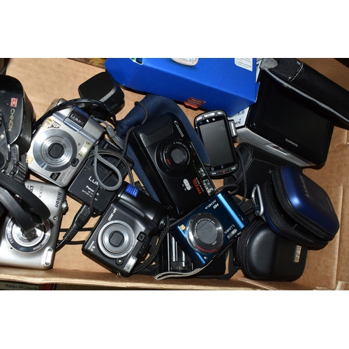 372 - ONE BOX OF ASSORTED CAMERAS AND ELECTRICAL ITEMS, to include a boxed Kodak Easy Share C195 camera, a... 