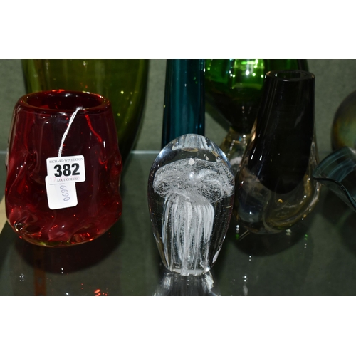 382 - A GROUP OF ART GLASS WARES AND CERAMICS, eight pieces to include a Whitefriars knobbly ruby vase no ... 