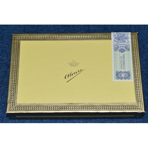 458 - CIGARS, one sealed box of 25 DON ALVARO Especials Cigars, made in Islas Canarias