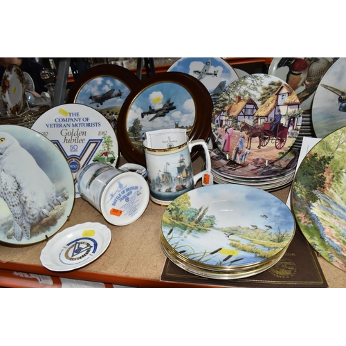 478 - A LARGE QUANTITY OF COLLECTOR'S PLATES WITH BOXES, comprising Wedgwood limited edition Country Days ... 