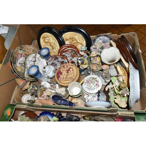 533 - FIVE BOXES OF CERAMICS AND ORNAMENTS, to include a Lean Green Fat Grilling Machine, bird and bear or... 