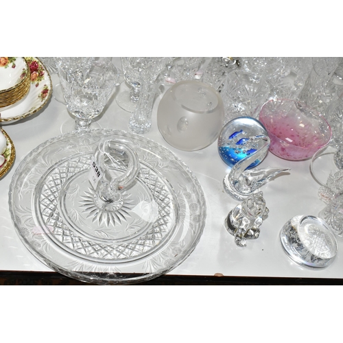 538 - A QUANTITY OF CUT CRYSTAL, to include a Dartington Crystal cheese board, a pink and gold mottled Cai... 