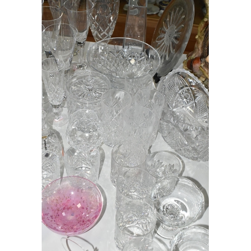 538 - A QUANTITY OF CUT CRYSTAL, to include a Dartington Crystal cheese board, a pink and gold mottled Cai... 