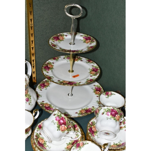 392 - A THIRTY SEVEN PIECE ROYAL ALBERT OLD COUNTRY ROSES TEA SET AND GIFTWARES, comprising a three tier c... 