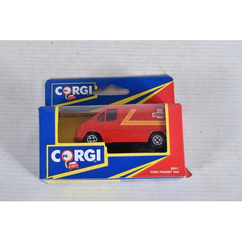 25 - AN UNBOXED TRI-ANG MINIC DELIVERY VAN No.21m, pre-war version with grey cab and red body, missing ra... 