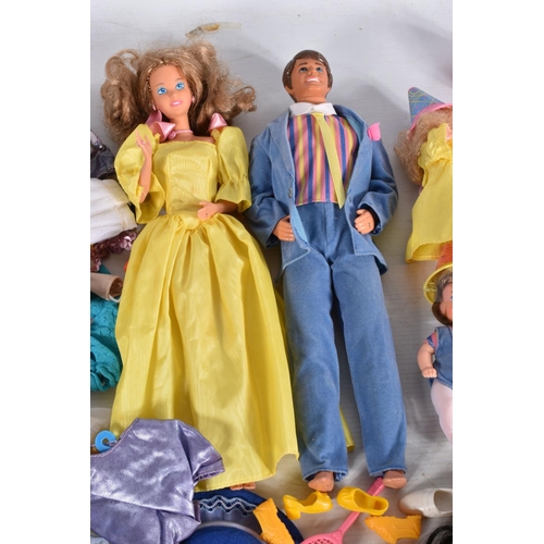 32 - BARBIE AND KEN DOLLS, CLOTHING AND ACCESSORIES, Barbie marked 1979 to back of neck and Taiwan to bac... 