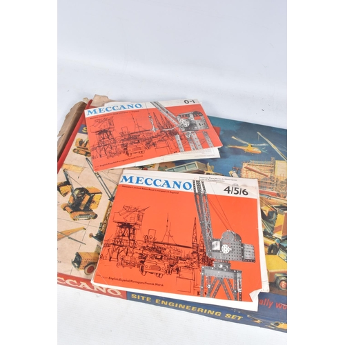 117 - A BOXED MECCANO SITE ENGINEERING SET NO.5, looks to be part built into the crane model with very lit... 