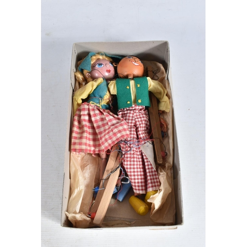 70 - A QUANTITY OF ASSORTED UNBOXED PELHAM PUPPETS, to include an SS Boy, SS Dutch Boy and Girl, SS Mitzi... 