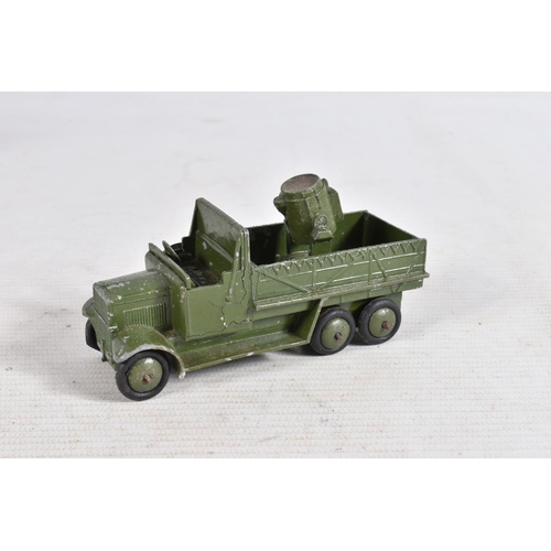 75 - A BOXED DINKY TOYS MOBILE ANTI-AIRCRAFT UNIT GIFT SET, No.161 (A2257) comprising Lorry with Searchli... 