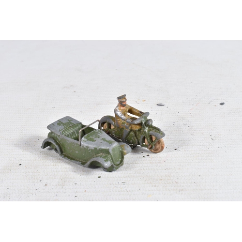 82 - A QUANTITY OF PRE WAR AND EARLY POSTWAR DINKY TOYS AND OTHER MILITARY VEHICLES, all in playworn cond... 