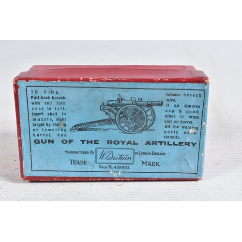 87 - A BOXED BRITAINS GUN OF THE ROYAL ARTILLERY, No.1292, with a boxed Royal Artillery Gun, No.1263, mis... 