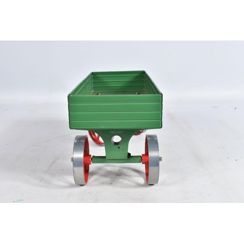 96 - A BOXED MAMOD STEAM TRACTION ENGINE, No.T.E.1a, green body with red, black, cream and bare metal det... 